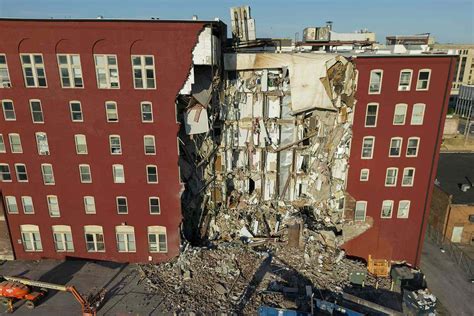 building collapse in iowa